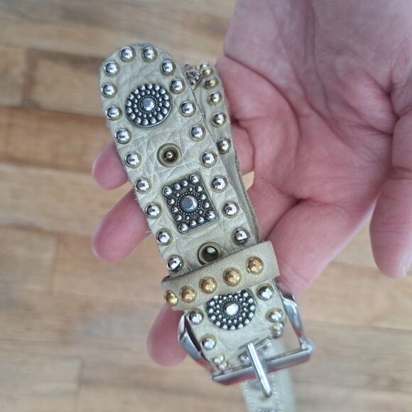 Vintage Sand Castle New York Metallic Gold Studded Women\'s Soft Leather Belt Y2k main image 6